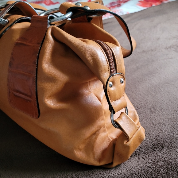 Handbag - Picture 5 of 5